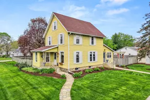 155 Maple St, Sugar Grove, IL 60554 - Photo 46