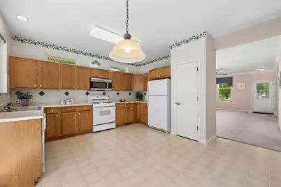 13232 Indiana Court, Huntley, IL 60142 - Photo 8