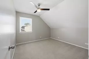 400 Banbury Ave, Elk Grove Village, IL 60007 - Photo 28