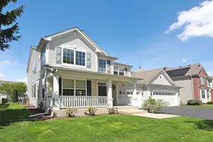 2140 Edgartown Ln, Hoffman Estates, IL 60192 - Photo 2