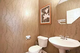 2140 Edgartown Ln, Hoffman Estates, IL 60192 - Photo 18