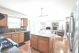 3080 Wagner Rd, Aurora, IL 60502 - Photo 8