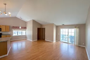 1960 Heron Ave, Schaumburg, IL 60193 - Photo 8