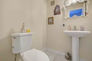 1219 Hunters Ln, Lake Zurich, IL 60047 - Photo 8
