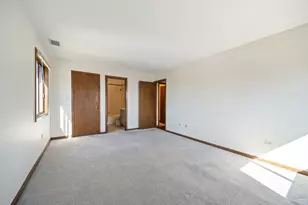 6025 N Wolcott Ave, Chicago, IL 60660 - Photo 14