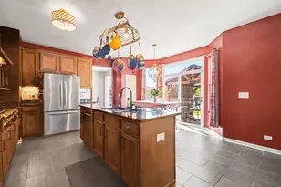 7908 Indigo Dr, Joliet, IL 60431 - Photo 6