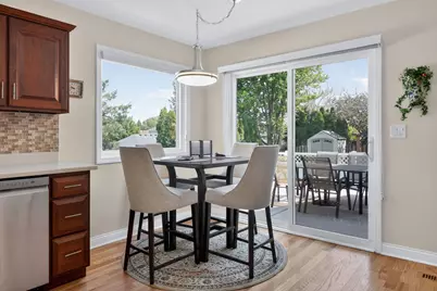 [Address not provided], Carol Stream, IL 60188 - Photo 8