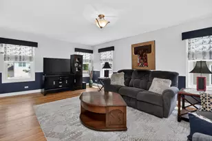 [Address not provided], Carol Stream, IL 60188 - Photo 4