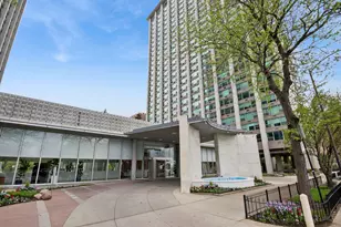 3600 N Lake Shore Dr, Chicago, IL 60613 - Photo 2