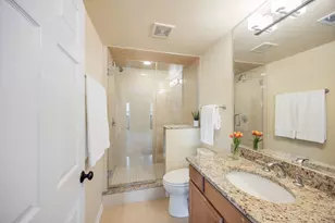 446 Mcdaniels Cir, Clarendon Hills, IL 60514 - Photo 12