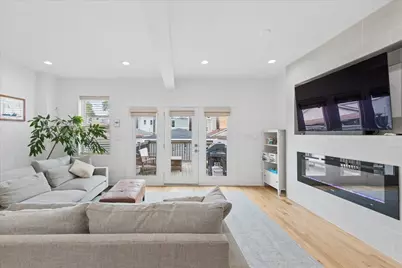 3424 W Beach Avenue, Chicago, IL 60651 - Photo 10