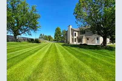 720 Kendridge Court, Aurora, IL 60502 - Photo 48