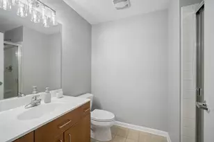 1720 Oak Ave, Evanston, IL 60201 - Photo 14