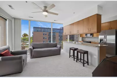 1720 Oak Avenue #711, Evanston, IL 60201 - Photo 4