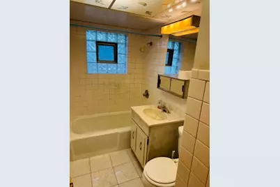 7800 S 78th Court, Bridgeview, IL 60455 - Photo 6