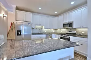4953 Oakton St, Skokie, IL 60077 - Photo 6
