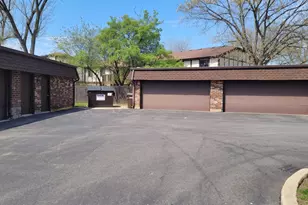 207 Uteg St, Crystal Lake, IL 60014 - Photo 12