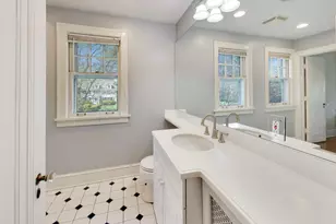 625 E Center Ave, Lake Bluff, IL 60044 - Photo 32