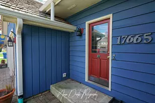 17665 W Julie Ln, Gurnee, IL 60031 - Photo 4