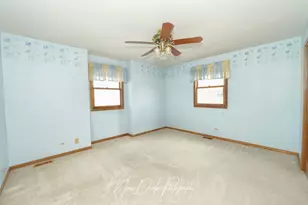 17665 W Julie Ln, Gurnee, IL 60031 - Photo 40