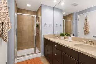 130 N Garland Ct, Chicago, IL 60603 - Photo 8