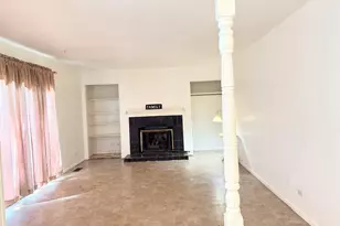 375 Longford Dr, Elgin, IL 60120 - Photo 14