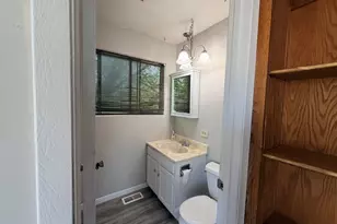 375 Longford Dr, Elgin, IL 60120 - Photo 22