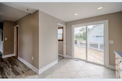 230 Sabin Street, Sycamore, IL 60178 - Photo 12
