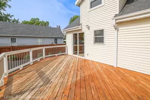 230 Sabin St, Sycamore, IL 60178 - Photo 36