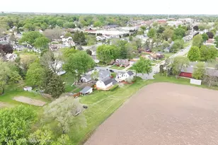 230 Sabin St, Sycamore, IL 60178 - Photo 54