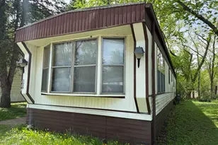 1712 S Dixie Hwy, Crete, IL 60417 - Photo 2