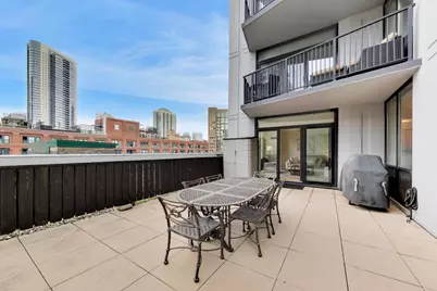 435 W Erie Street #701, Chicago, IL 60654 - Photo 22