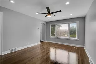 9709 S Avalon Ave, Chicago, IL 60628 - Photo 2