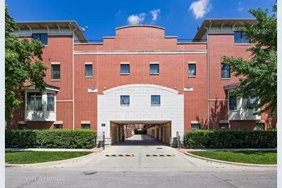 1192 Clarence Avenue #2, Oak Park, IL 60304 - Photo 1