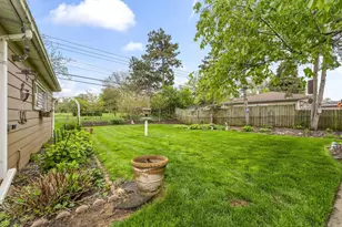 3N303 N Emroy Ave, Elmhurst, IL 60126 - Photo 24