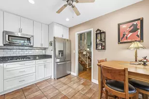 3N303 N Emroy Ave, Elmhurst, IL 60126 - Photo 10