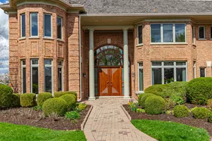 1611 Burr Oak Dr, Libertyville, IL 60048 - Photo 2