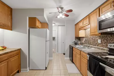 1615 E Central Road #113B, Arlington Heights, IL 60005 - Photo 10