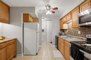 1615 E Central Rd, Arlington Heights, IL 60005 - Photo 10