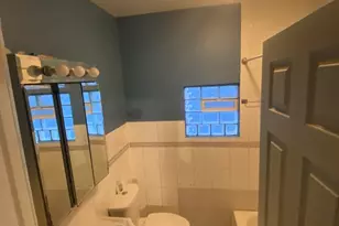 2053 W 70th St, Chicago, IL 60636 - Photo 10