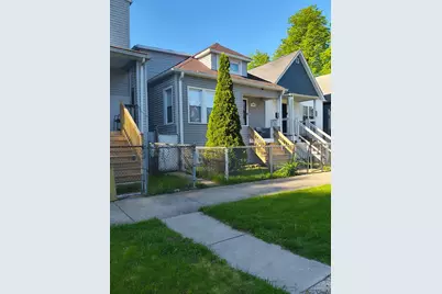 2053 W 70th Street, Chicago, IL 60636 - Photo 2