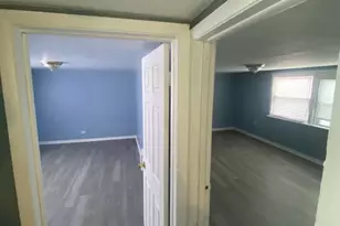 2053 W 70th St, Chicago, IL 60636 - Photo 28