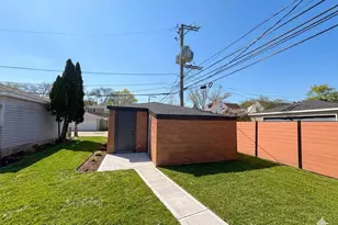 1836 Hartrey Ave, Evanston, IL 60201 - Photo 2