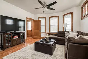 9439 Congress Park Ave, Brookfield, IL 60513 - Photo 4