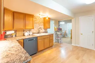 222 Highmoor Dr, Round Lake Park, IL 60073 - Photo 8