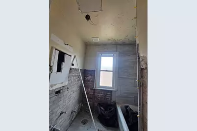 9439 S Racine Avenue, Chicago, IL 60620 - Photo 6
