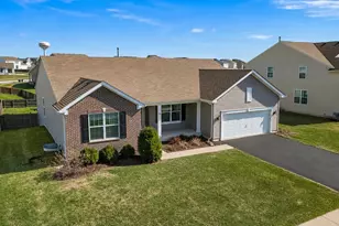 691 Windett Ridge Rd, Yorkville, IL 60560 - Photo 2