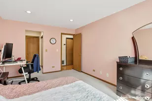 512 W Happfield Dr, Arlington Heights, IL 60004 - Photo 16