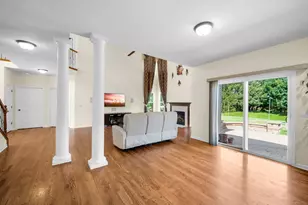 1 Duval Ct, Bolingbrook, IL 60490 - Photo 8