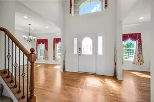 1 Duval Ct, Bolingbrook, IL 60490 - Photo 4